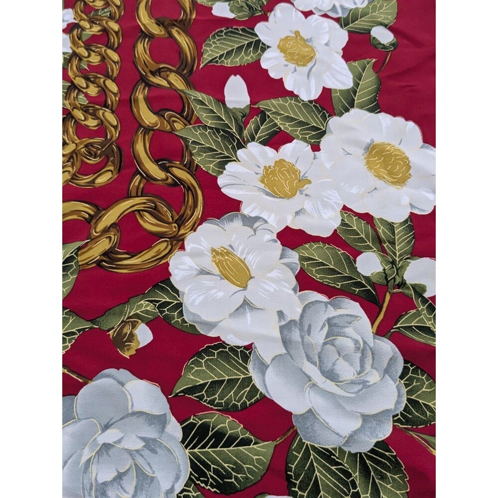 Vintage 90’s CHANEL Red 100% Silk Scarf White Floral Chain Print Logo 34" × 34” - Picture 4 of 9